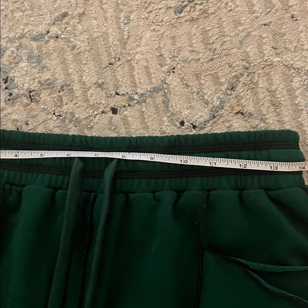 Barrel Sweat Pants. Wide leg, High waisted elastic waist with drawstring - Picture 4 of 8